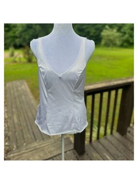 Vanity Fair Nylon Camisole 34’ Bust